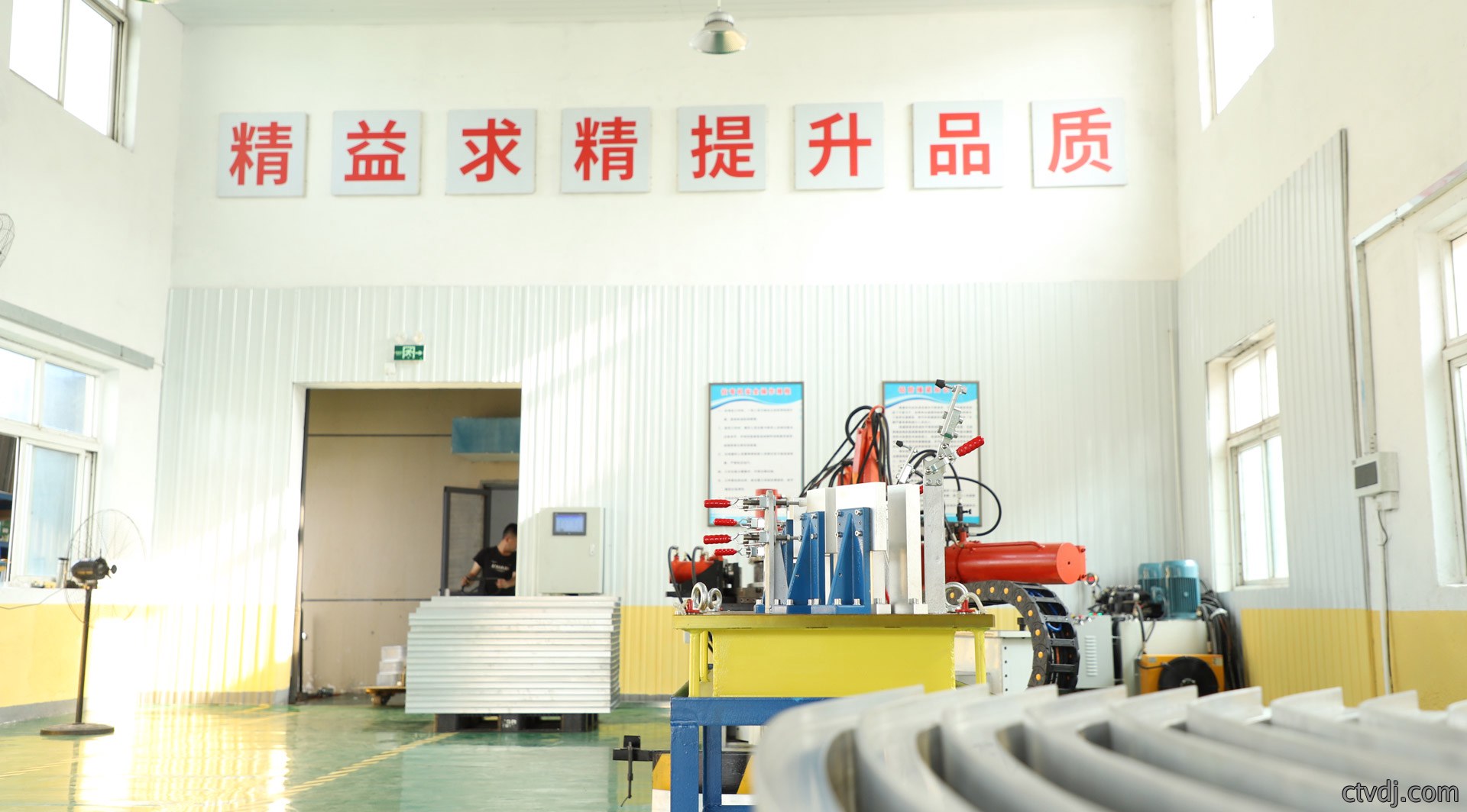 拉弯典型工程
